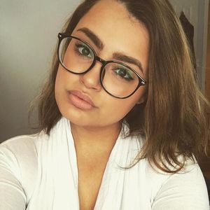 Meet your Posher, Brianna